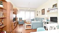 Sala d'estar de Pis en venda en Basauri  amb Terrassa