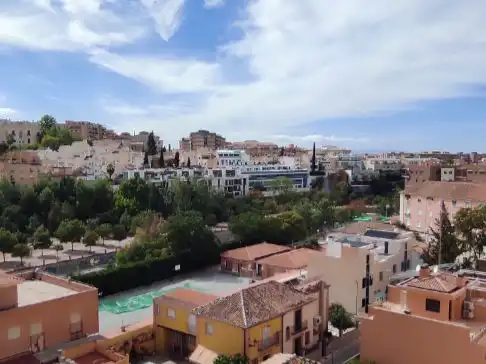 Exterior view of Flat for sale in  Granada Capital