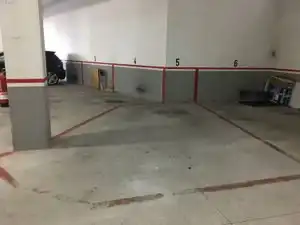 Garaje de alquiler en Rúa Baiona, Alto del Castaño