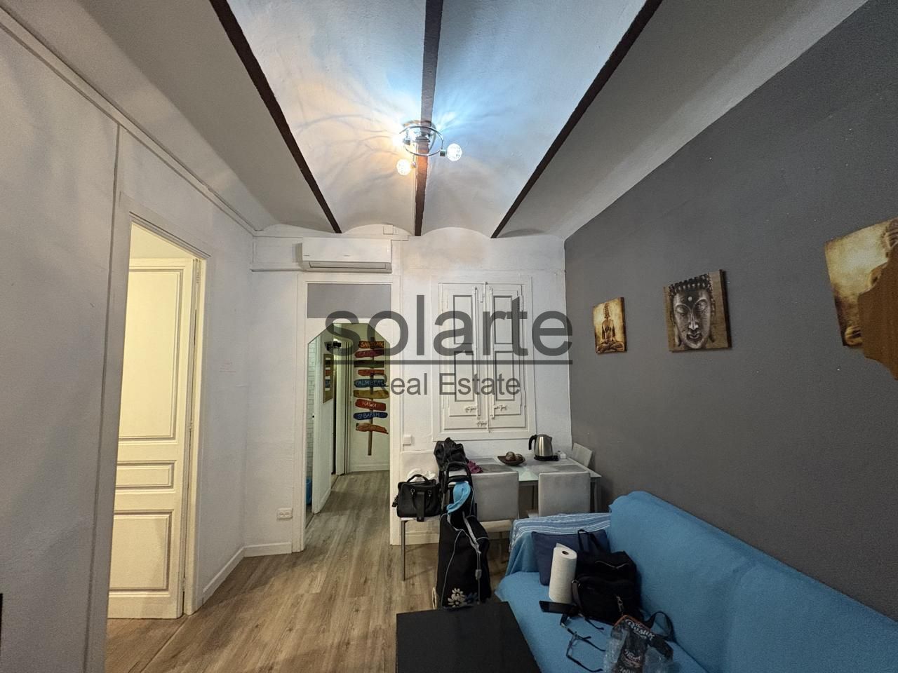 Piso en venta en L'Hospitalet de Llobregat con Aire acondicionado y Balcón