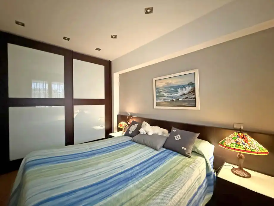 Habitación de Piso en venta en Vitoria - Gasteiz con Calefacción, Trastero y Amueblado