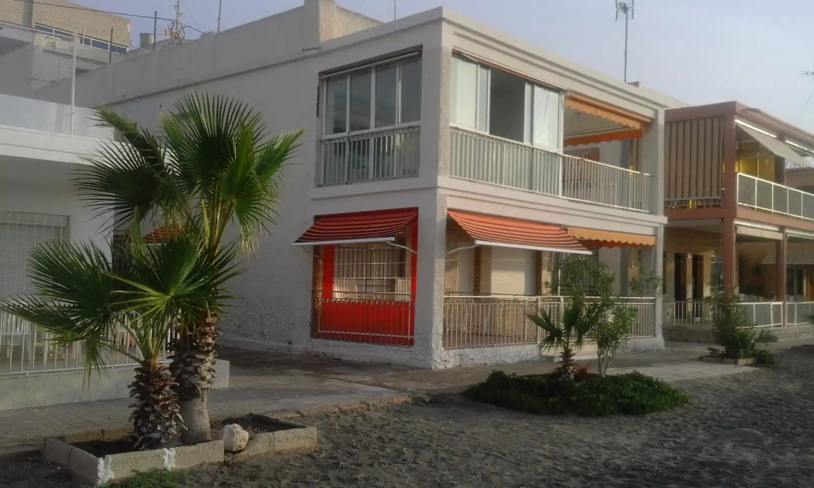 Vista exterior de Apartamento de alquiler en Santa Pola con Aire acondicionado, Calefacción y Terraza