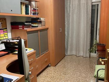 Pis amb balcó en venda a Poblats Marítims