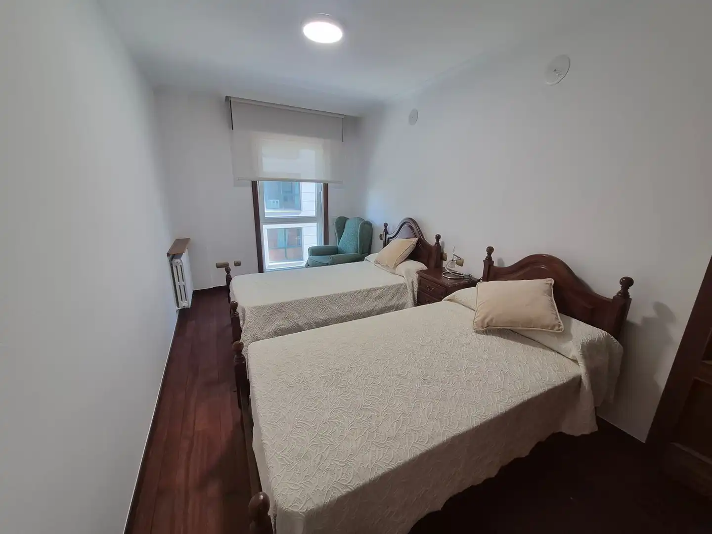 Habitación de Piso de alquiler en Santiago de Compostela  con Parquet y Trastero
