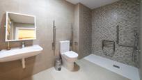 Bathroom of Flat for sale in Pilar de la Horadada  with Air Conditioner, Terrace and Swimming Pool