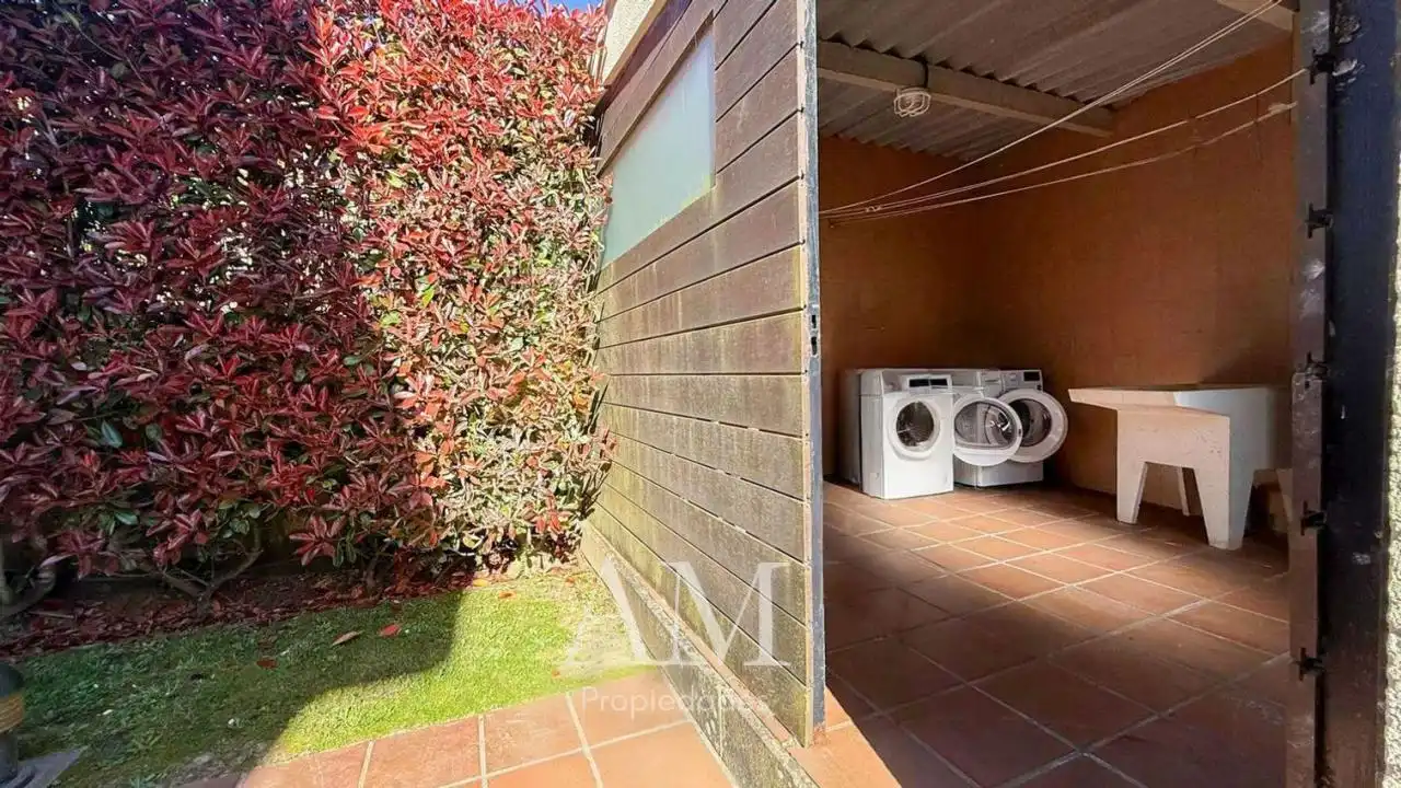 Jardín de Casa o chalet en venta en Vigo  con Calefacción, Jardín privado y Terraza