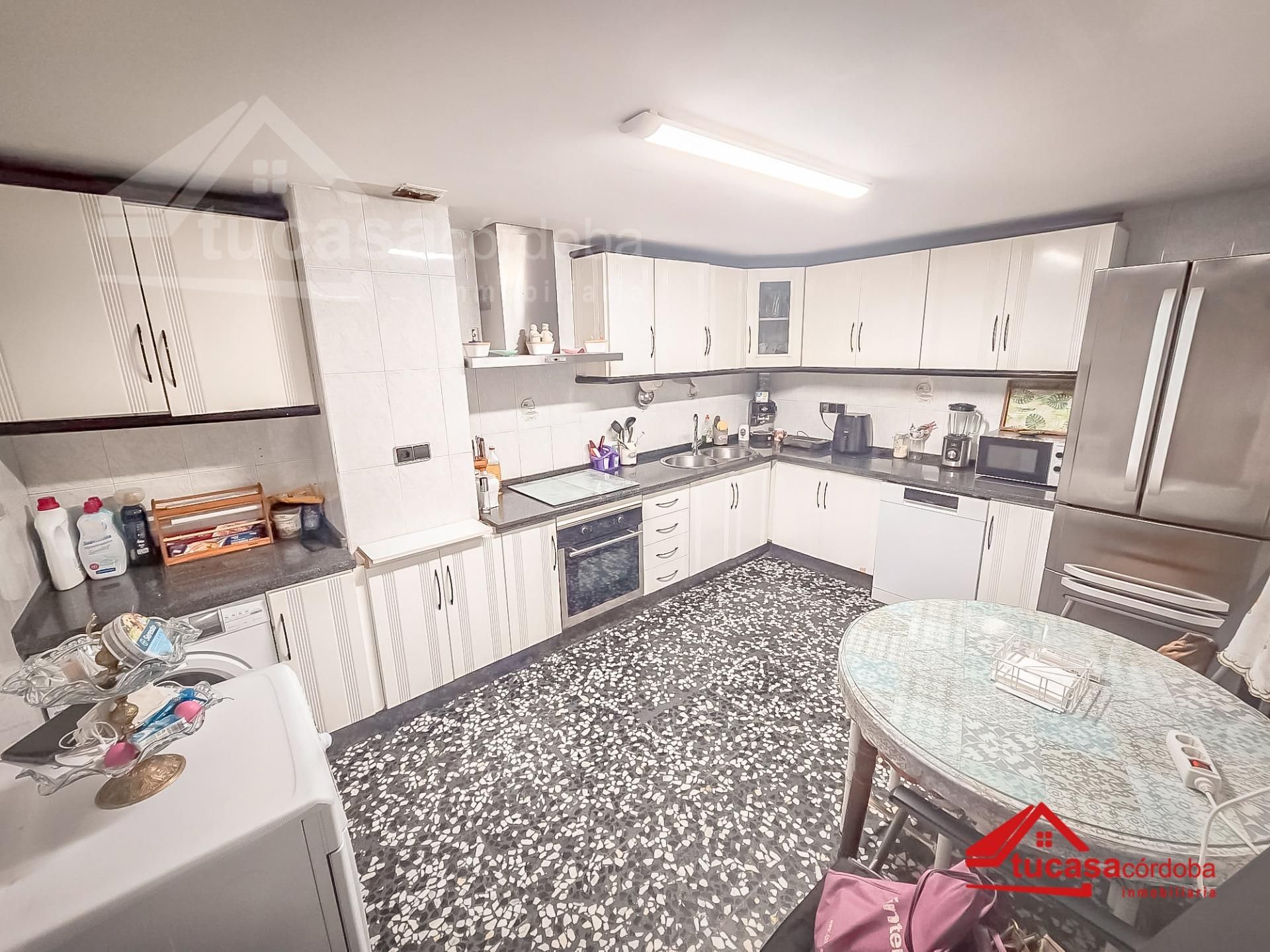 Cuina de Casa o xalet en venda en  Córdoba Capital amb Aire condicionat