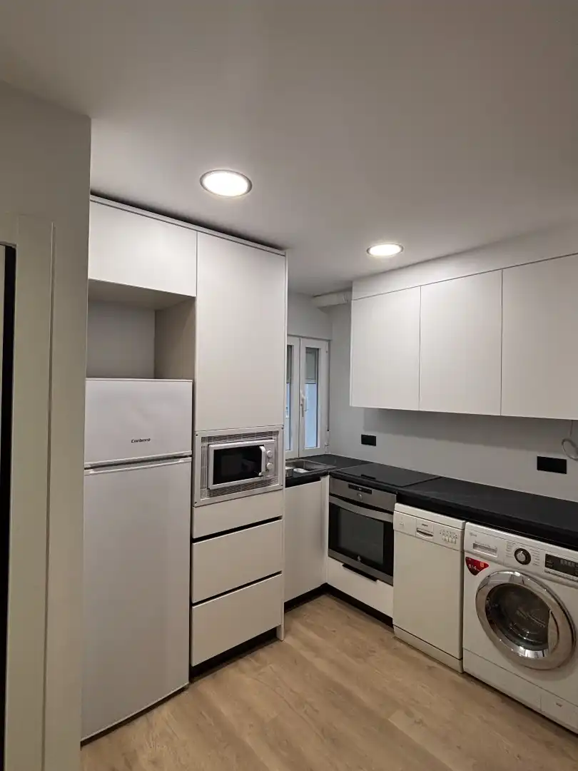 Küche von Wohnung zur Miete in Salamanca mit Heizung, Möbliert und Ofen