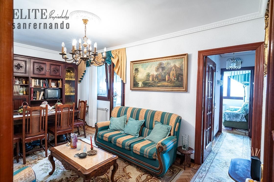 Living room of Flat for sale in Santander  with Heating, Private garden and Parquet flooring