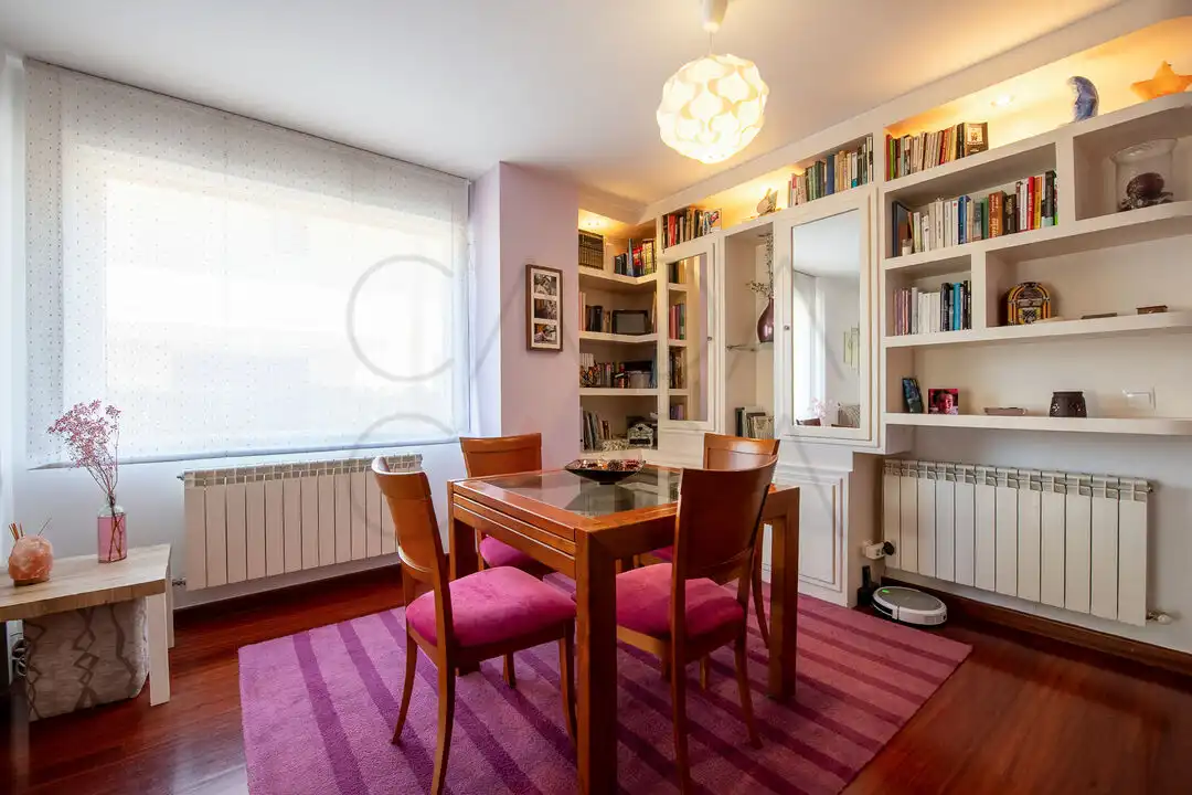 Comedor de Casa o chalet en venta en Villaescusa (Cantabria) con Calefacción, Jardín privado y Terraza