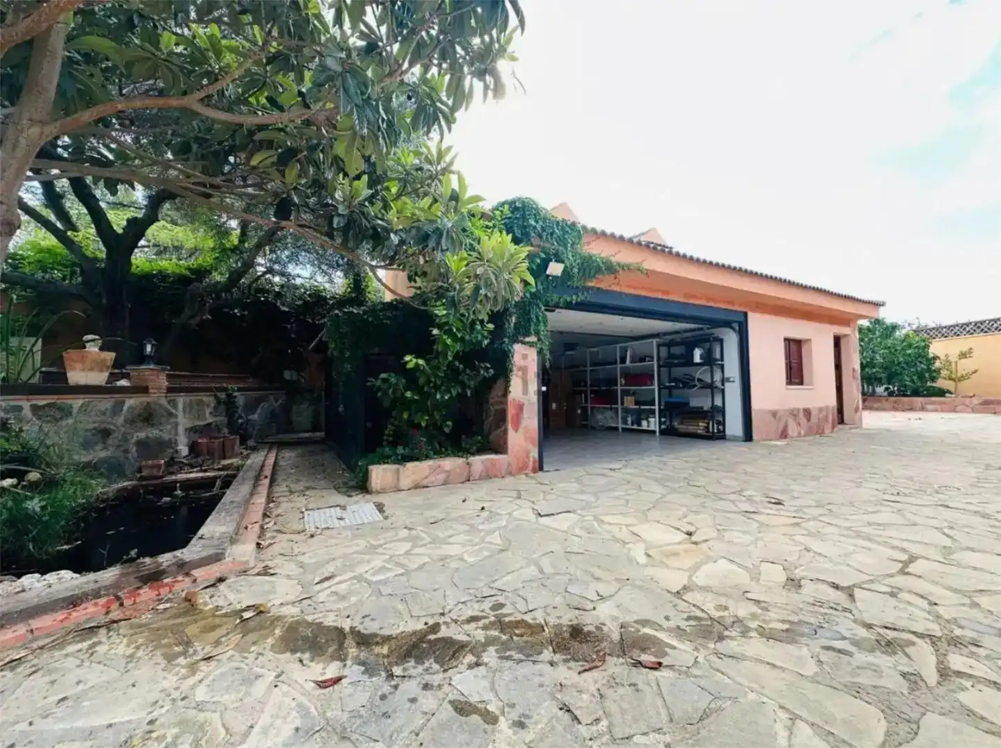 Vista exterior de Casa o chalet para compartir en Cadrete con Jardín privado, Parquet y Trastero