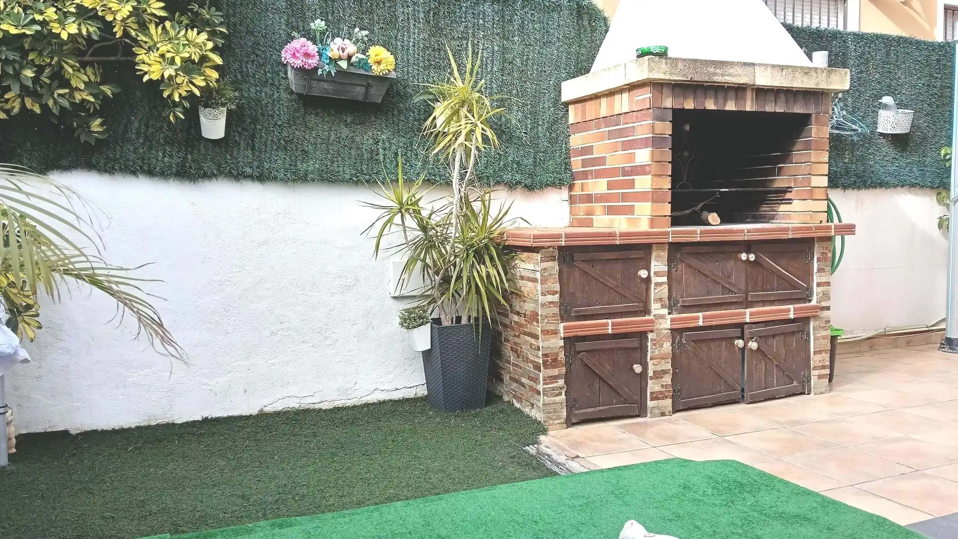 Jardí de Casa o xalet en venda en Elche / Elx amb Aire condicionat, Terrassa i Traster