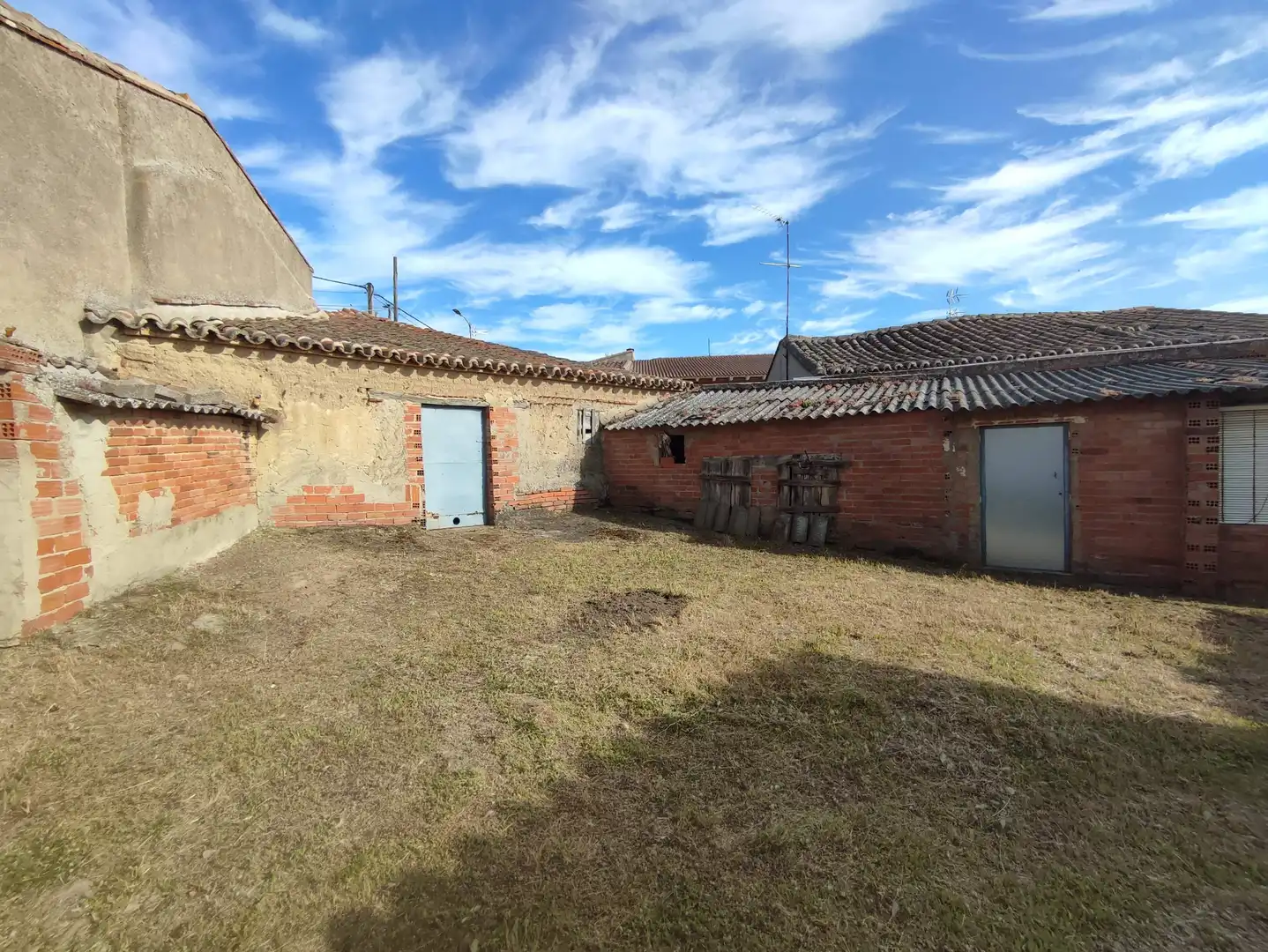 Casa o xalet en venda en Carpio amb Calefacció, Traster i Moblat