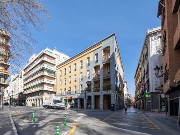 Residencial amb ascensor en venda a Calle San Matías
