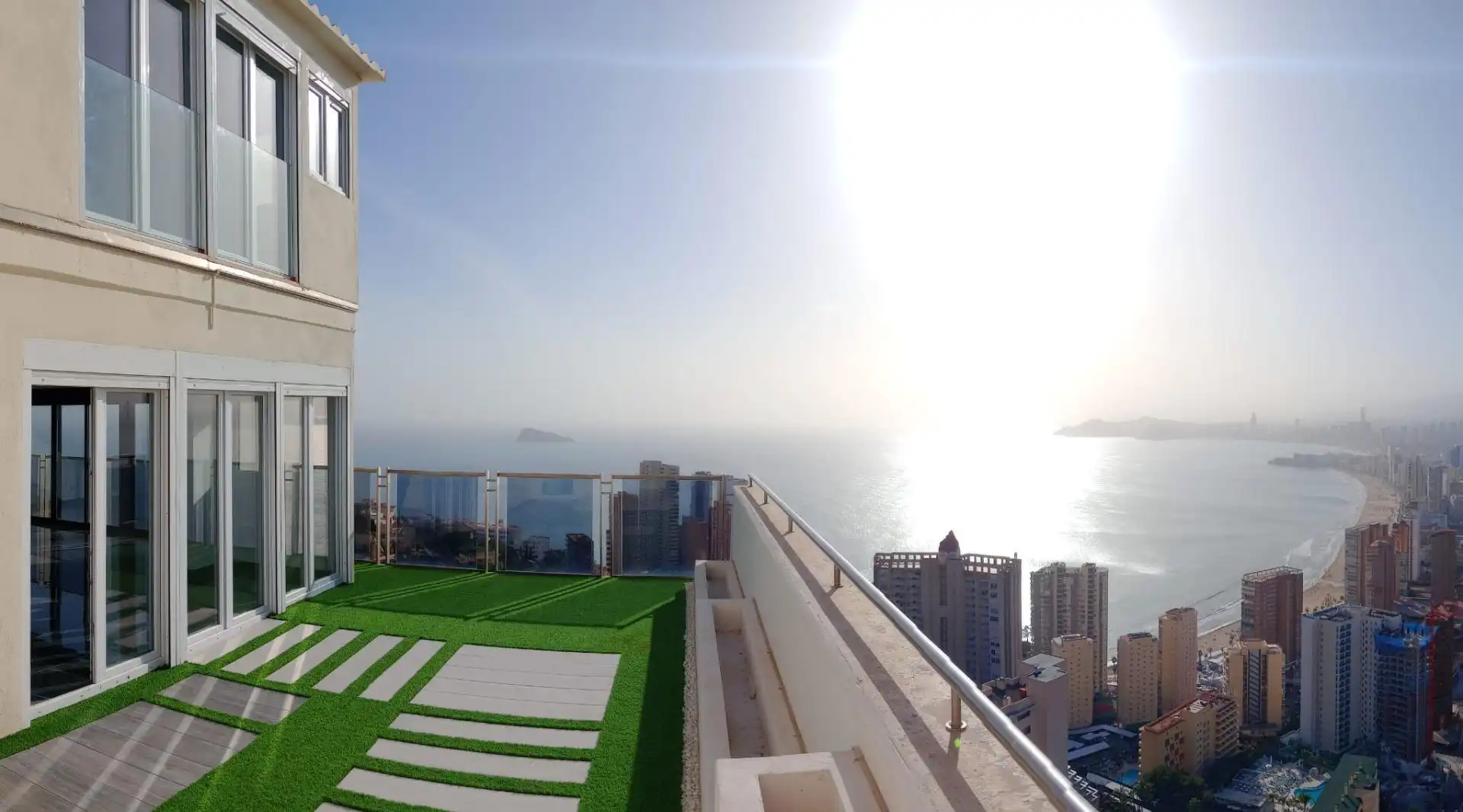 Terrace of Attic for sale in Benidorm  with Air Conditioner, Heating and Private garden