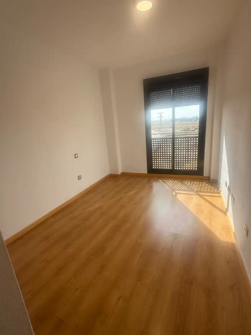 Flat with lift to rent in Calle Doctor Fleming, imagen 4