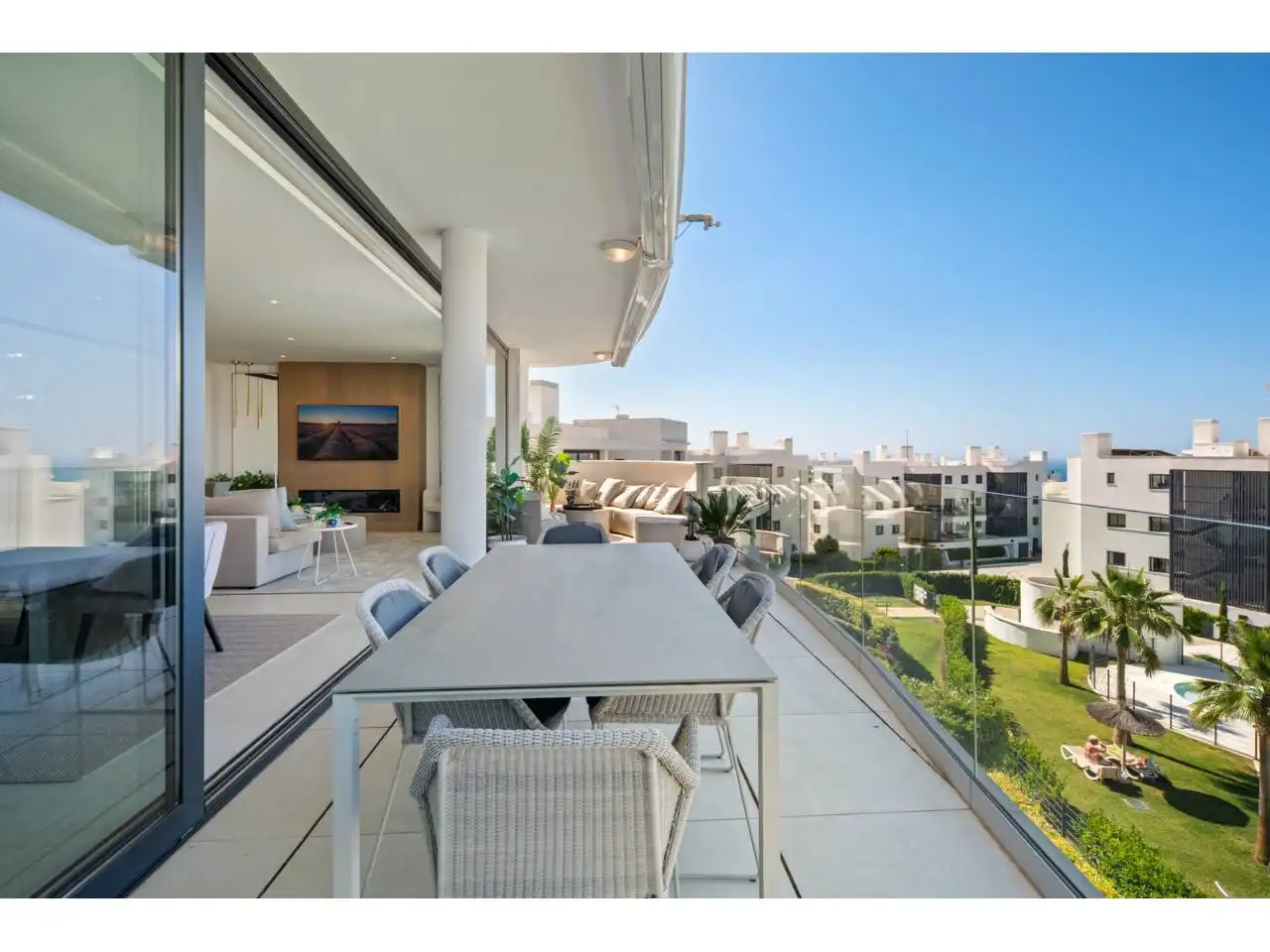 Apartament amb piscina en venda a El Higuerón