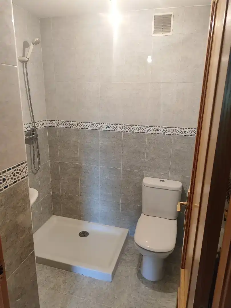 Baño de Piso en venta en Oviedo 