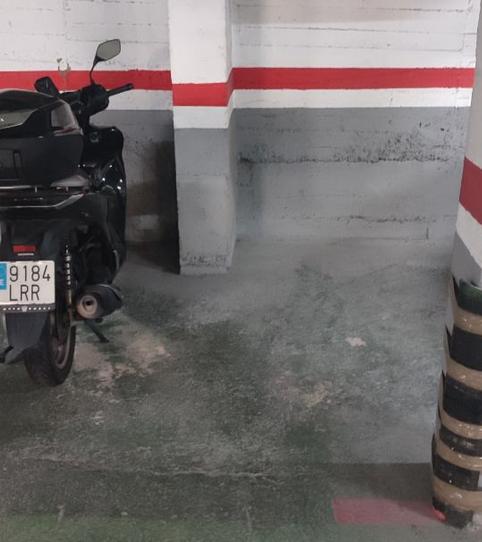 Foto 2 de Garaje de alquiler en Carrer de Mossèn Camil Rosell, 85, Centre, Santa Coloma de Gramenet