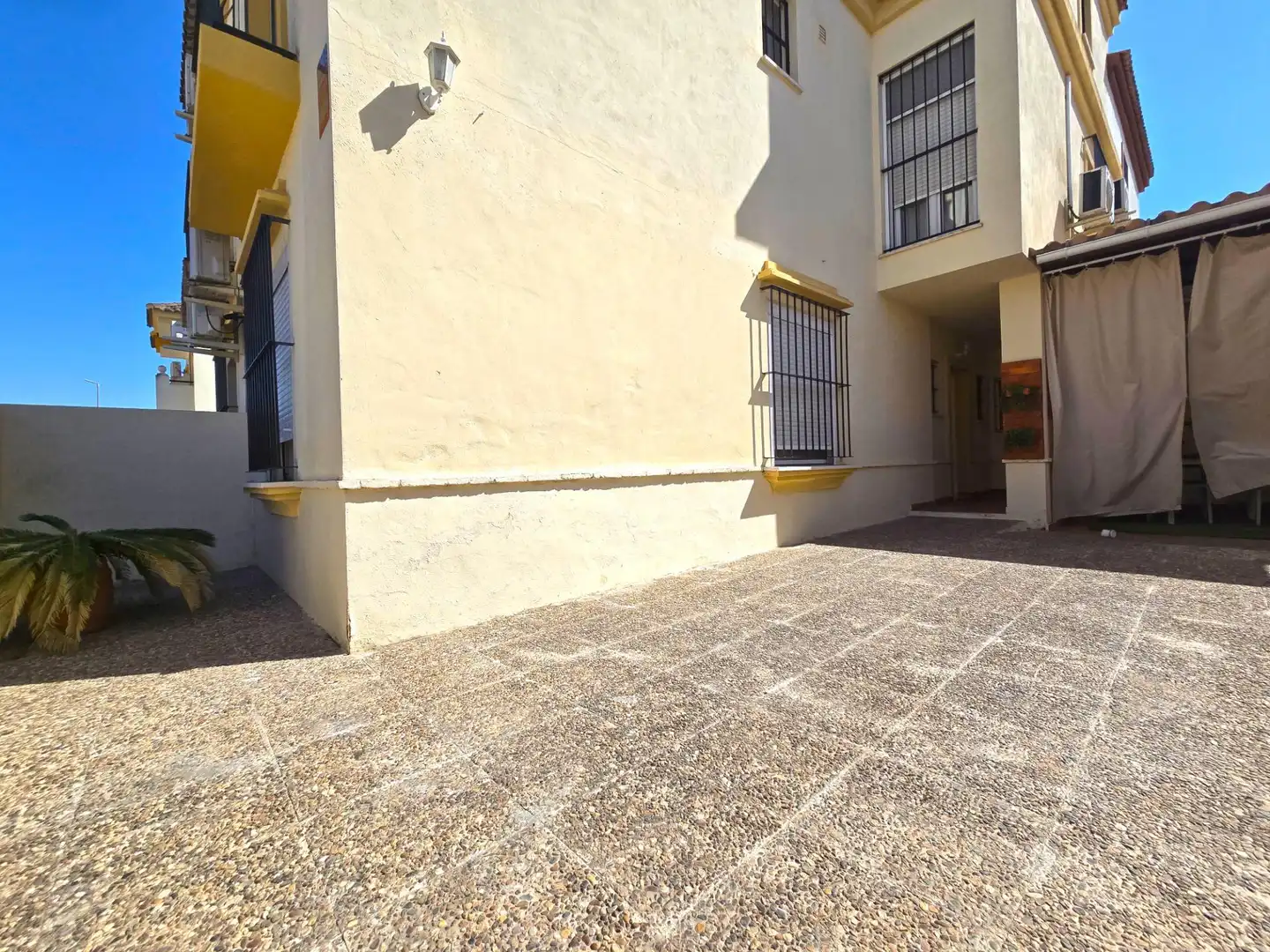 Exterior view of Detached homes for sale in Alcalá del Río