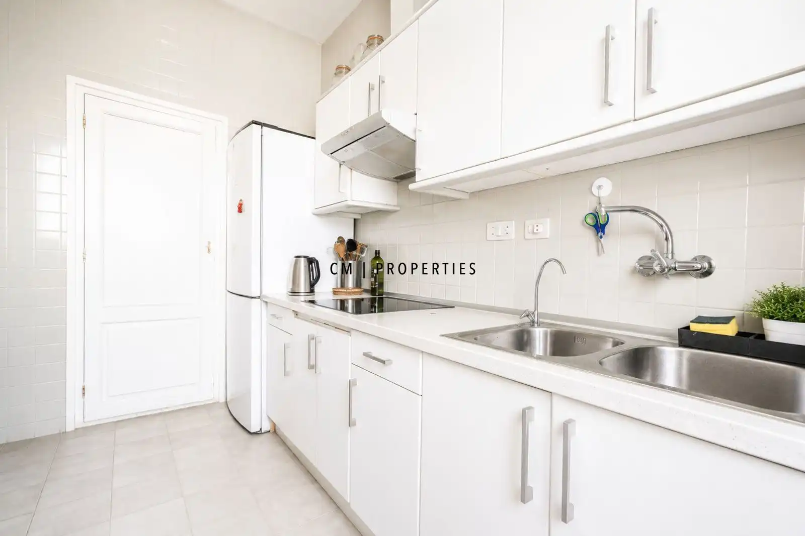 Cocina de Piso de alquiler en Valencia con Aire acondicionado, Calefacción y Amueblado