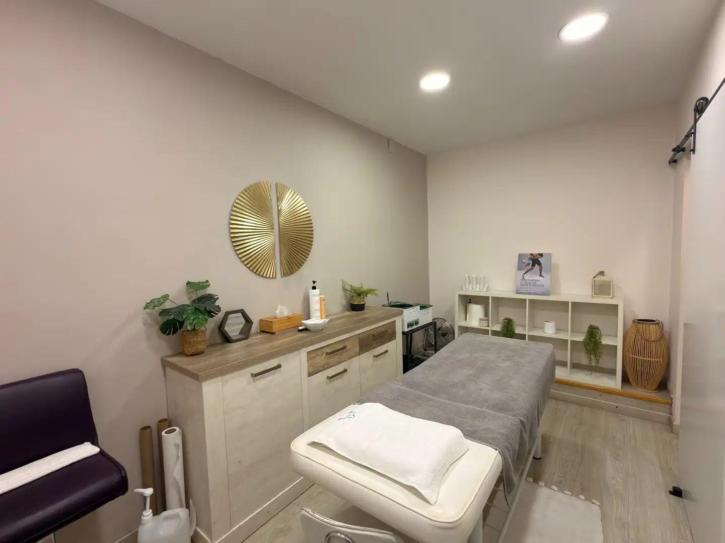 Habitación de Local en traspaso en Barcelona con Aire acondicionado, Calefacción y Amueblado