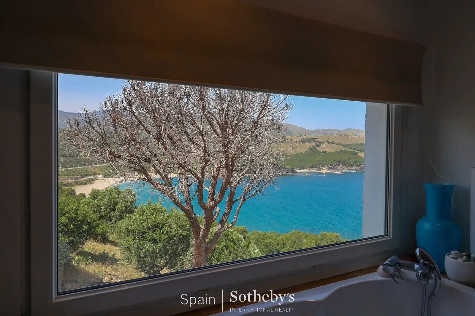 Houses for sale in Llançà  with Air Conditioner, Heating and Private garden