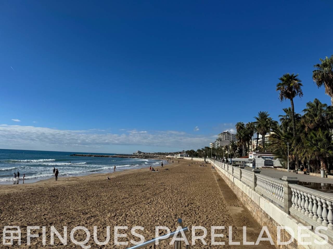 Vista exterior de Local de alquiler en Sitges con Aire acondicionado y Alarma