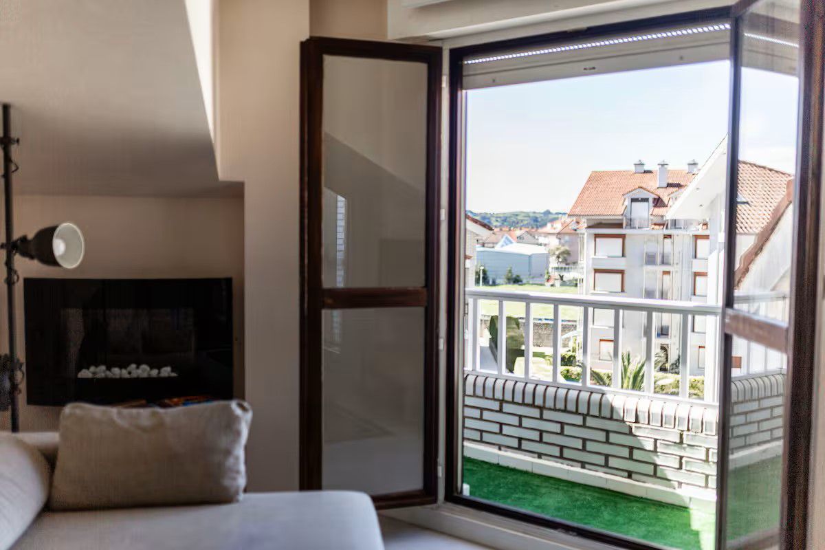 Dormitori de Àtic en venda en Noja amb Calefacció, Terrassa i Balcó