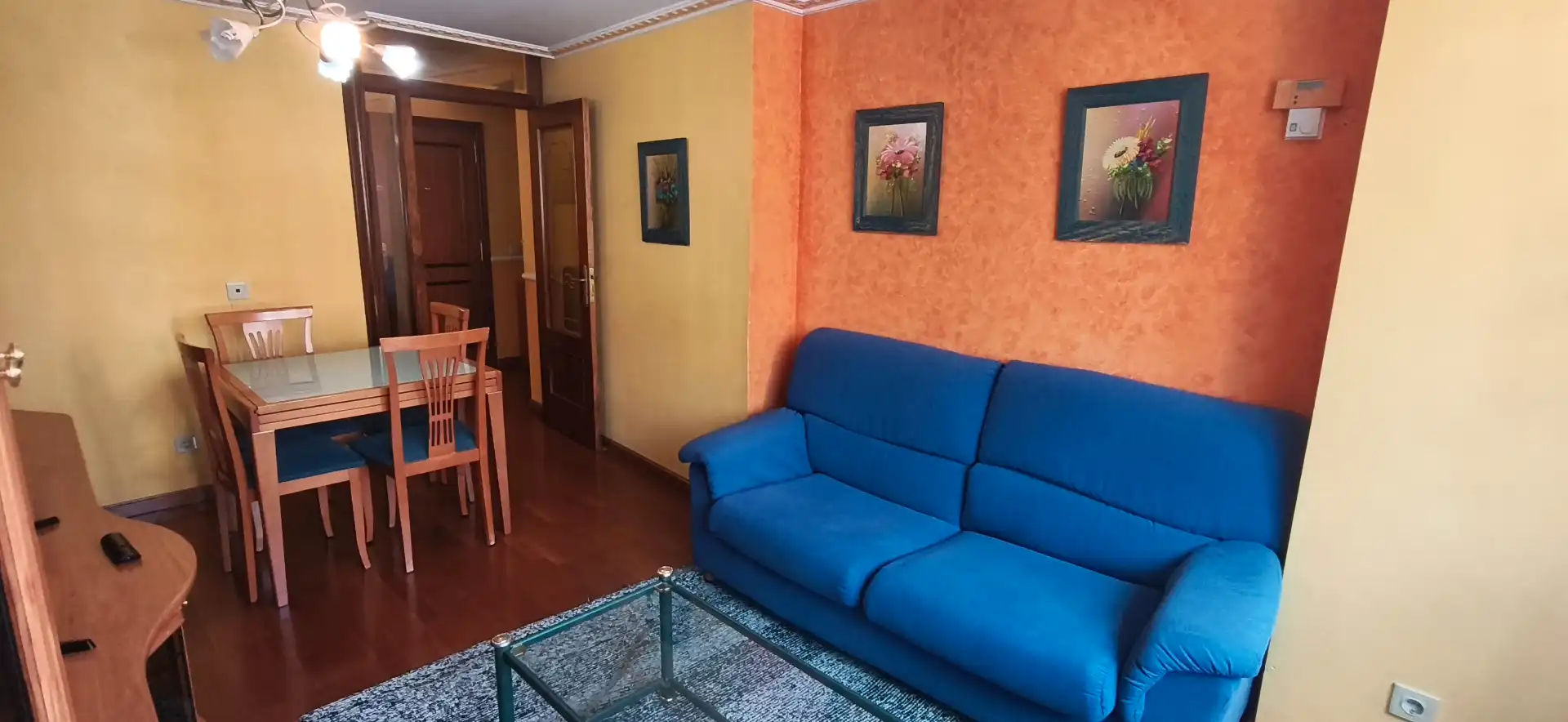 Sala de estar de Piso de alquiler en Burgos con Calefacción, Parquet y Terraza