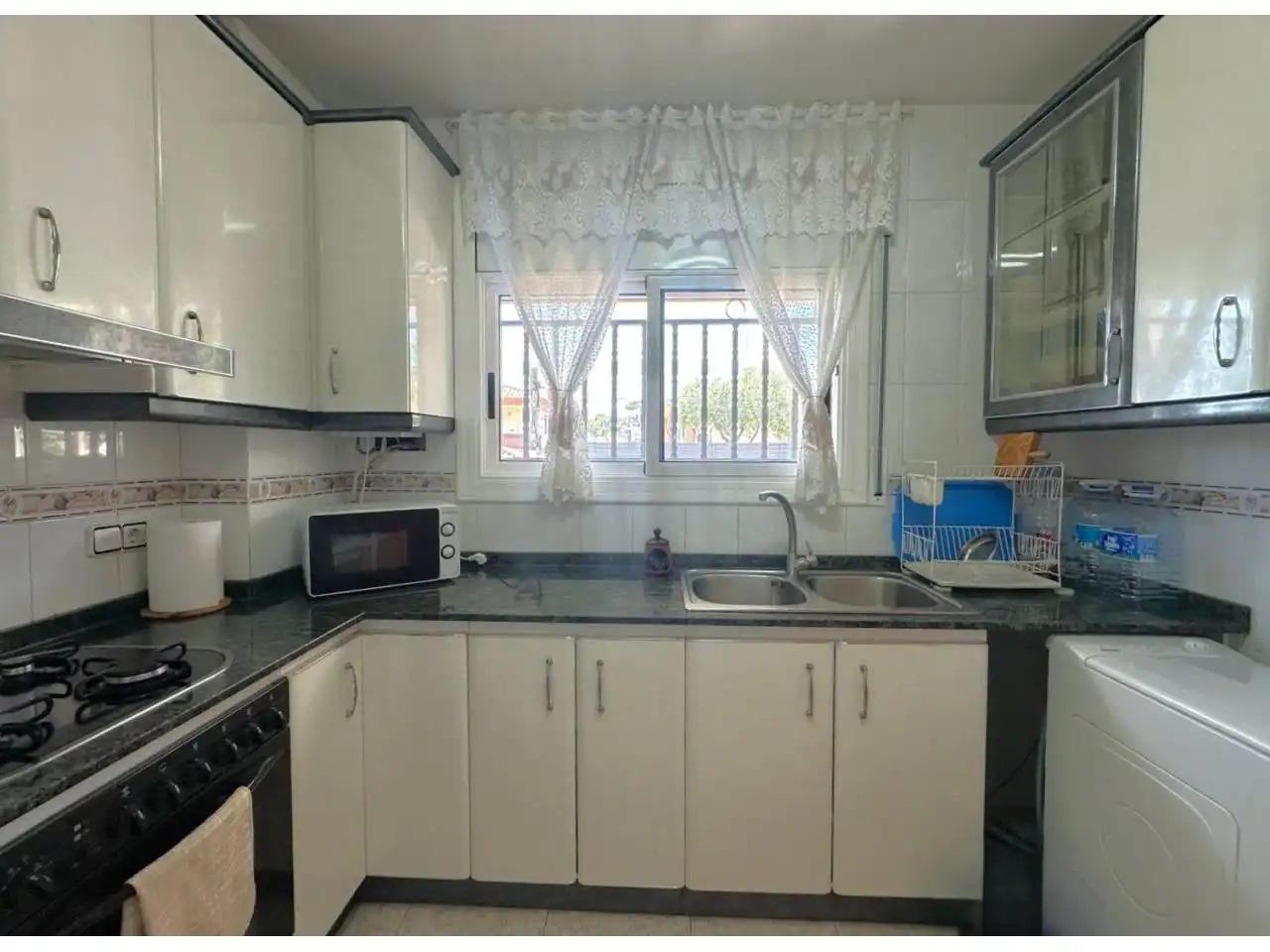 Küche von Haus oder Chalet zum Verkauf in Lliçà d'Amunt mit Heizung und Privatgarten