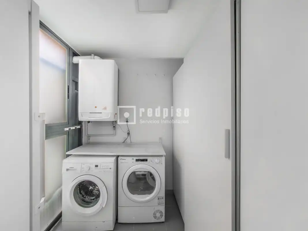Bedroom of Flat for sale in Alcorcón  with Air Conditioner, Heating and Private garden
