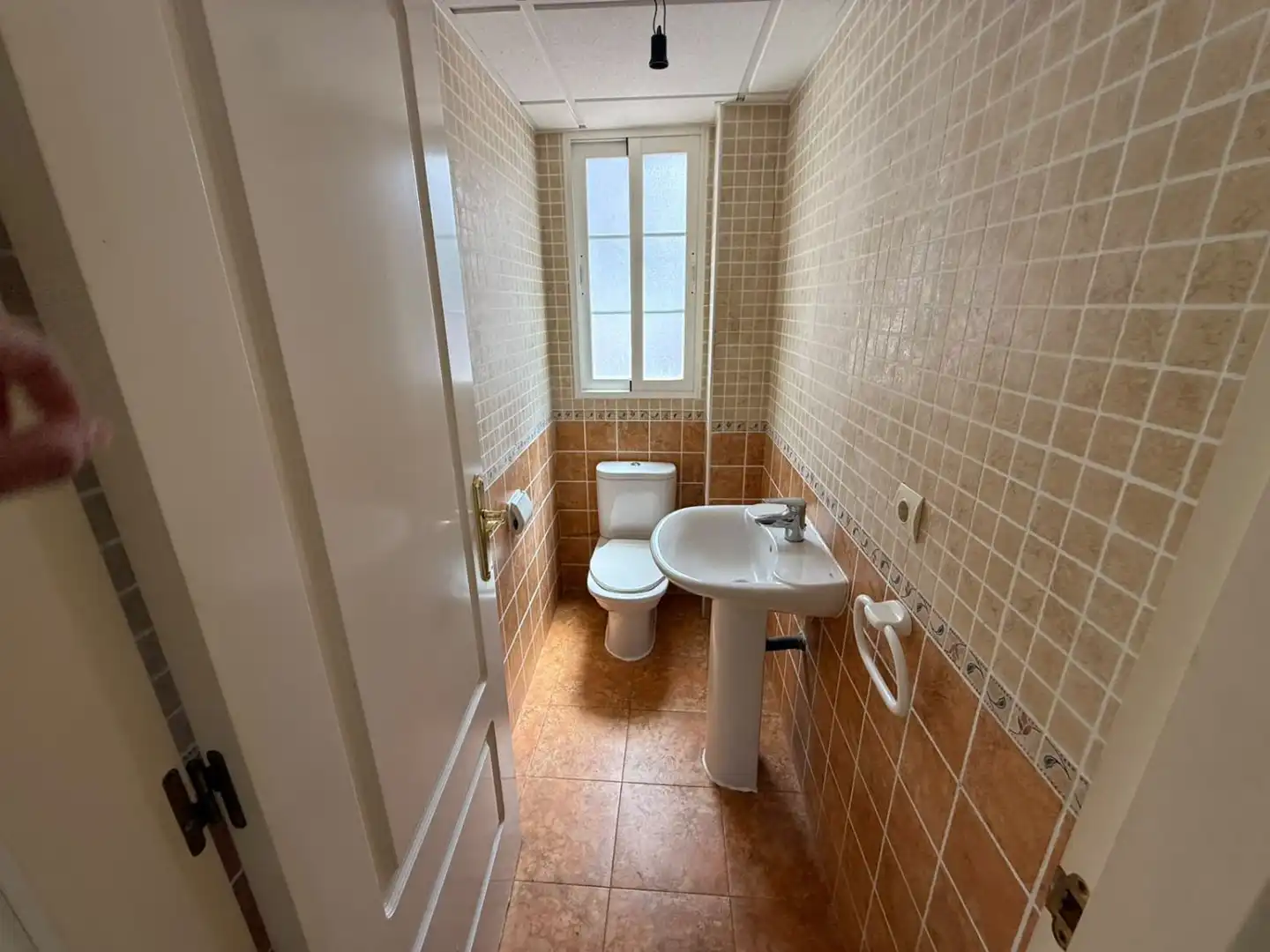 Baño de Dúplex en venta en Marbella con Calefacción, Terraza y Piscina comunitaria