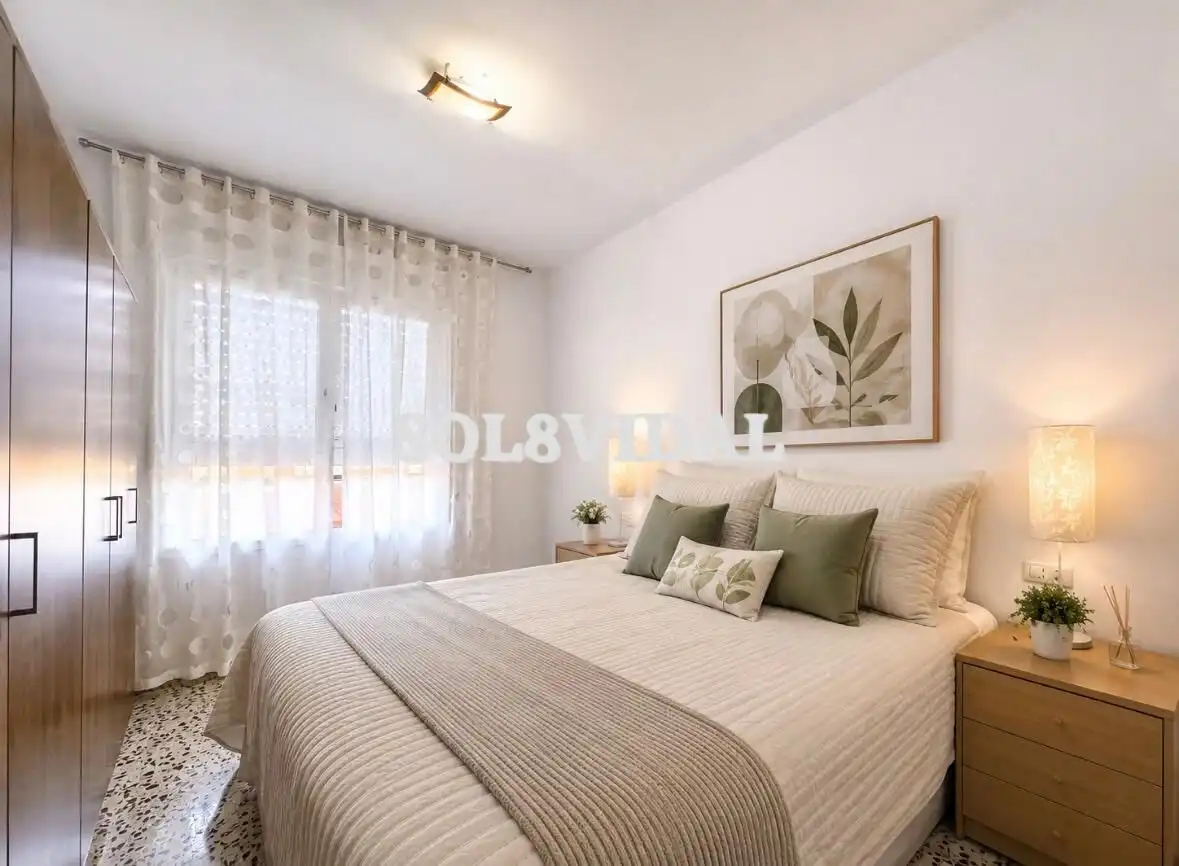 Habitación de Piso en venta en Orihuela con Balcón