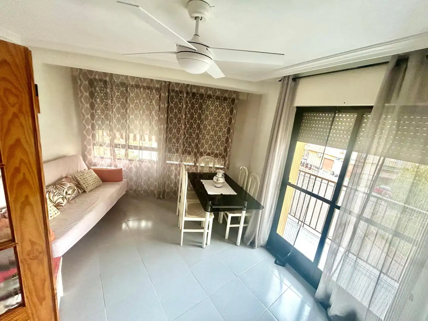 Flat with terrace for sale in Calle REINA SOFIA, imagen 3
