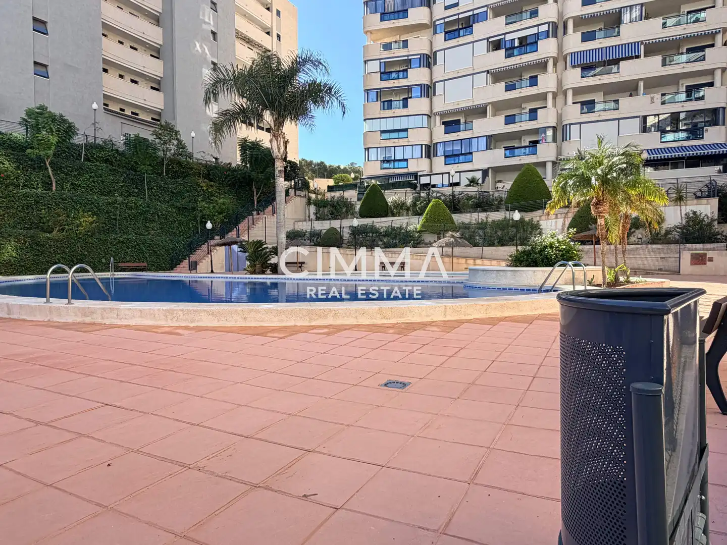 Schwimmbecken von Erdgeschoss zum Verkauf in Villajoyosa / La Vila Joiosa mit Privatgarten, Terrasse und Schwimmbad