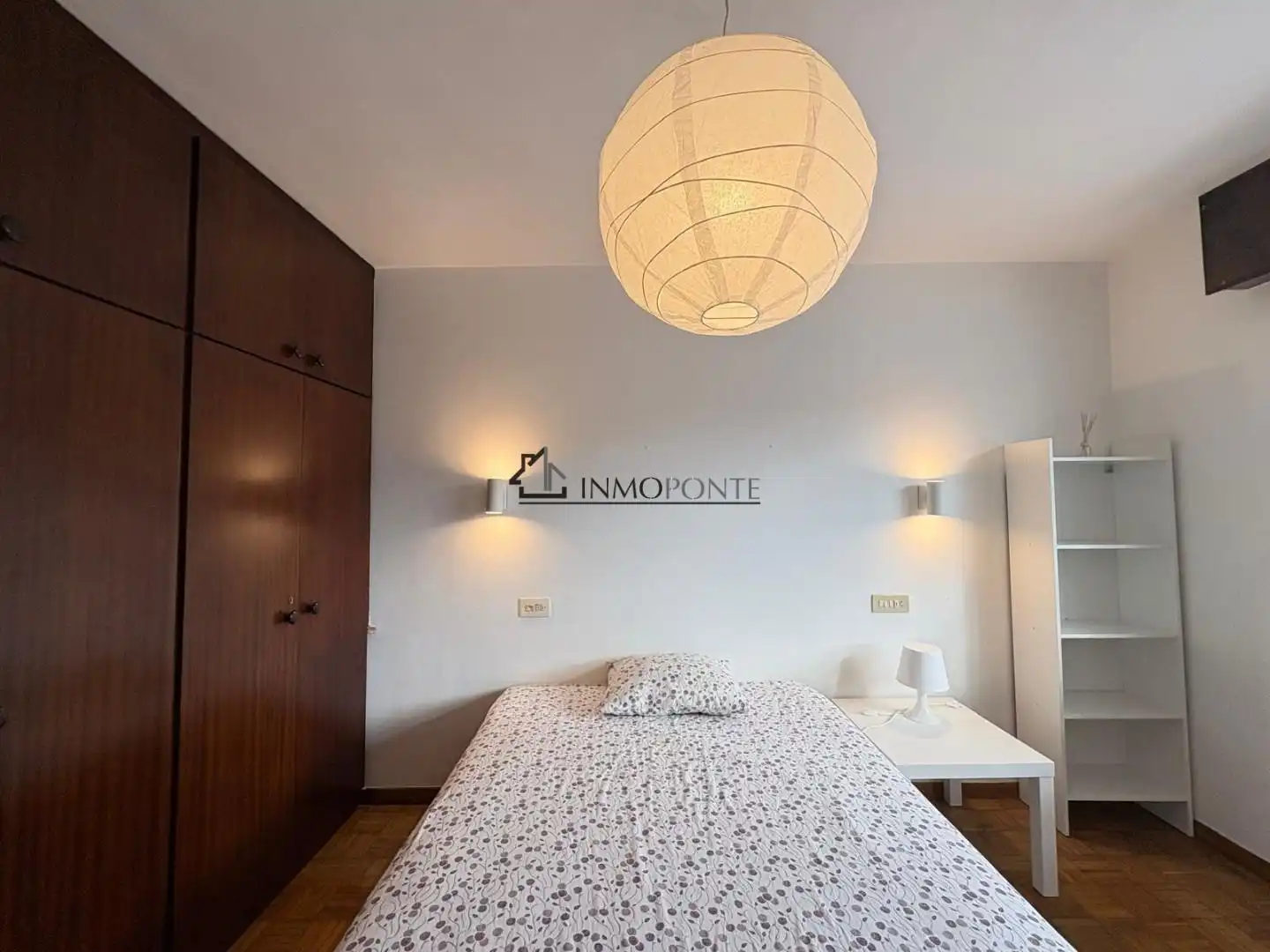 Bedroom of Flat for rent in Pontevedra Capital   with Heating, Terrace and Furnished
