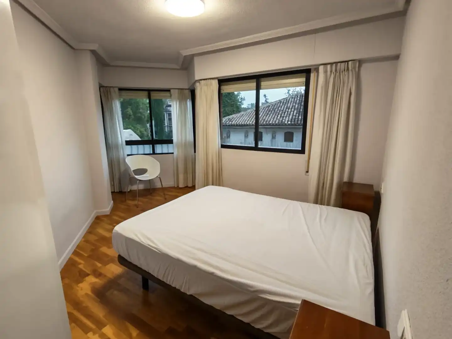 Habitación de Piso de alquiler en Murcia con Aire acondicionado, Calefacción y Amueblado
