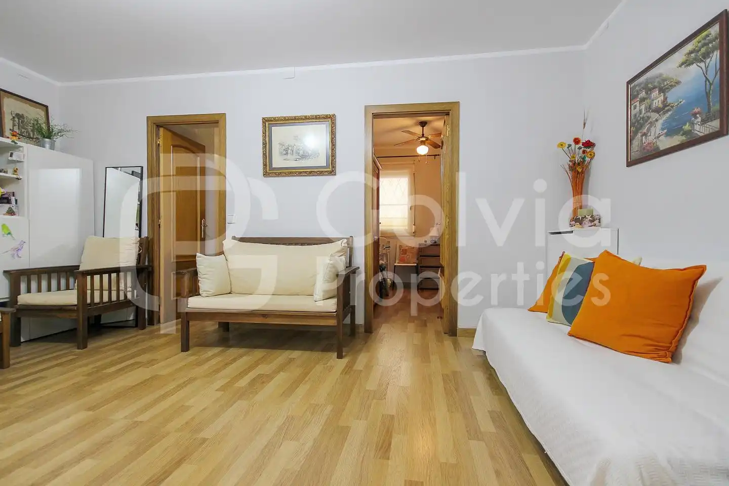 Sala d'estar de Planta baixa en venda en Castelldefels amb Parquet, Terrassa i Moblat