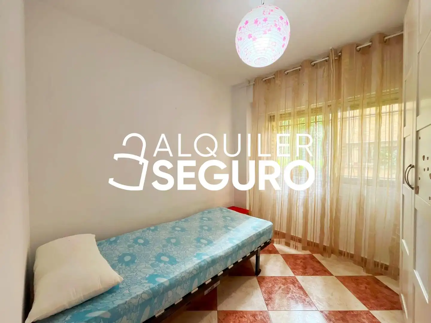 Wohnung zur Miete in Viñas, Veredillas