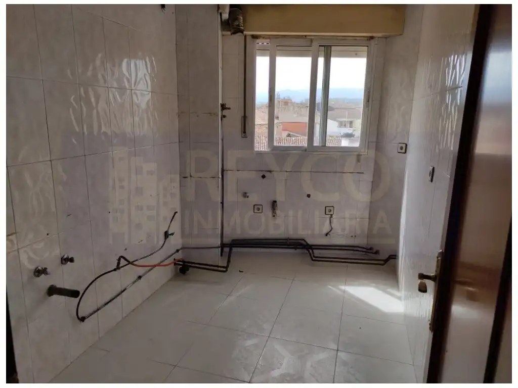Baño de Piso en venta en Alesanco con Balcón