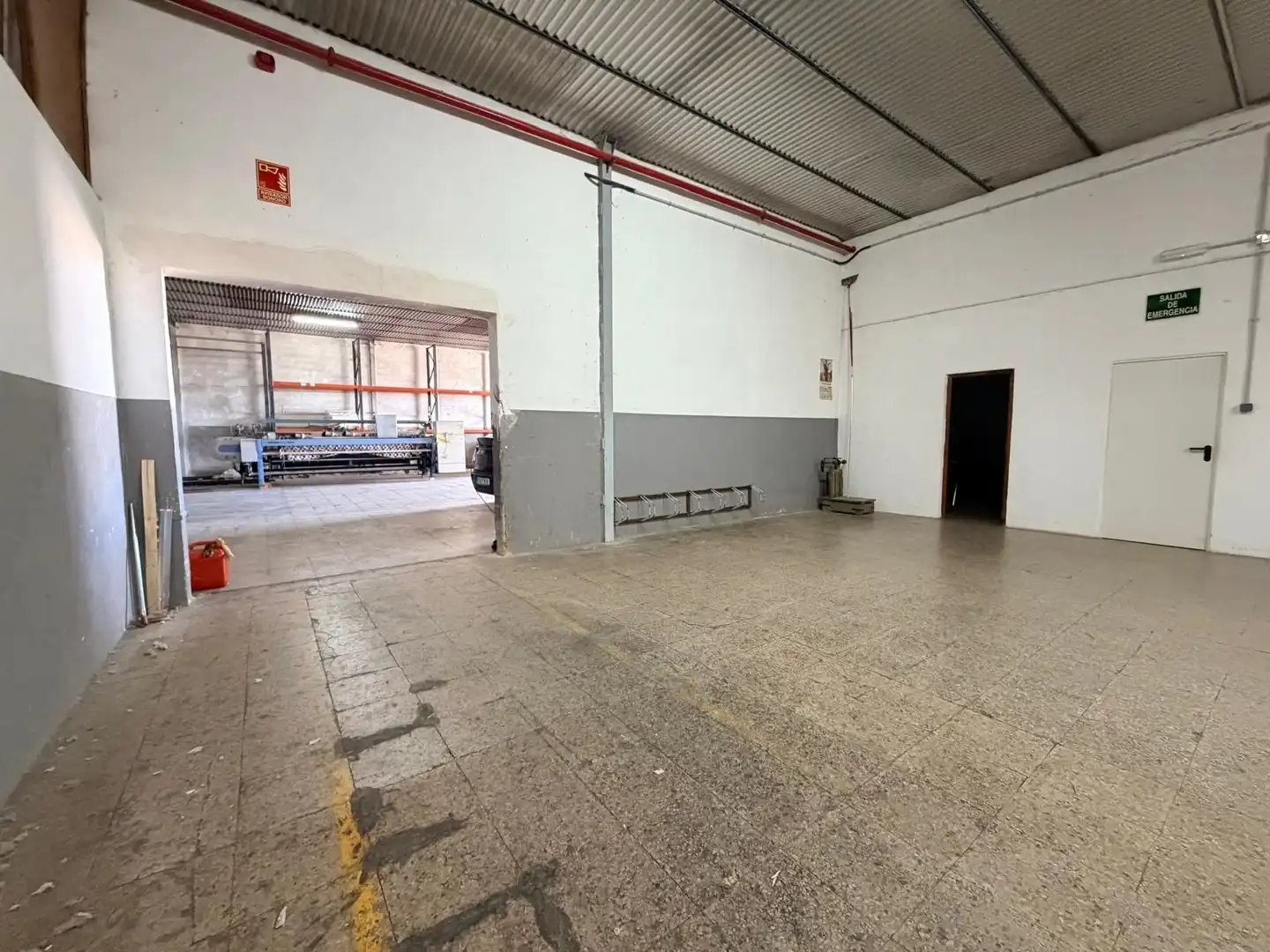 Nau industrial en venda en Fontanars dels Alforins