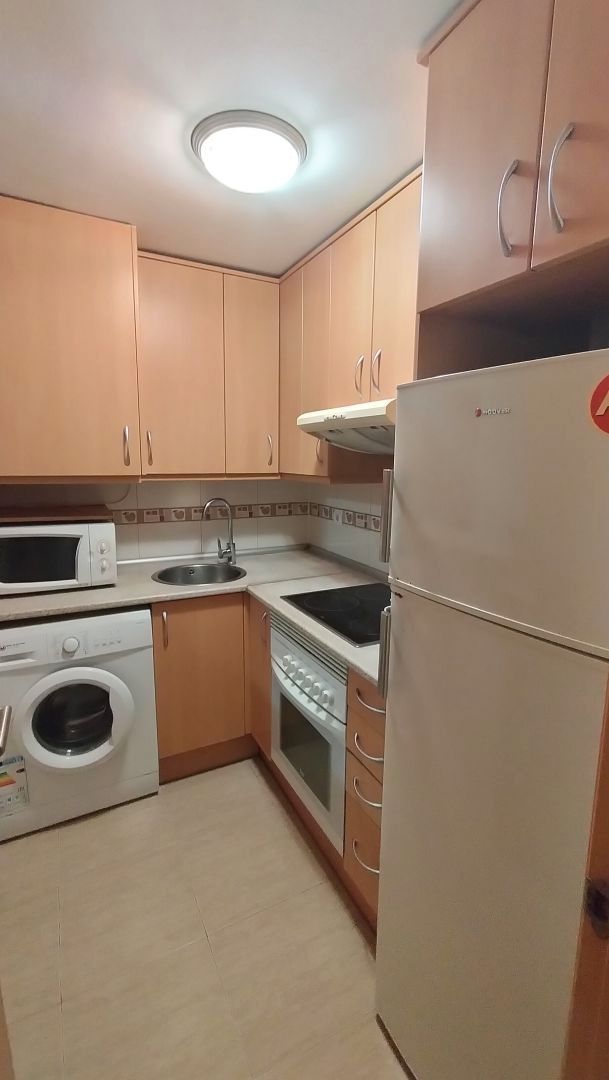 Kitchen of Flat for sale in Reus  with Terrace, Furnished and Oven