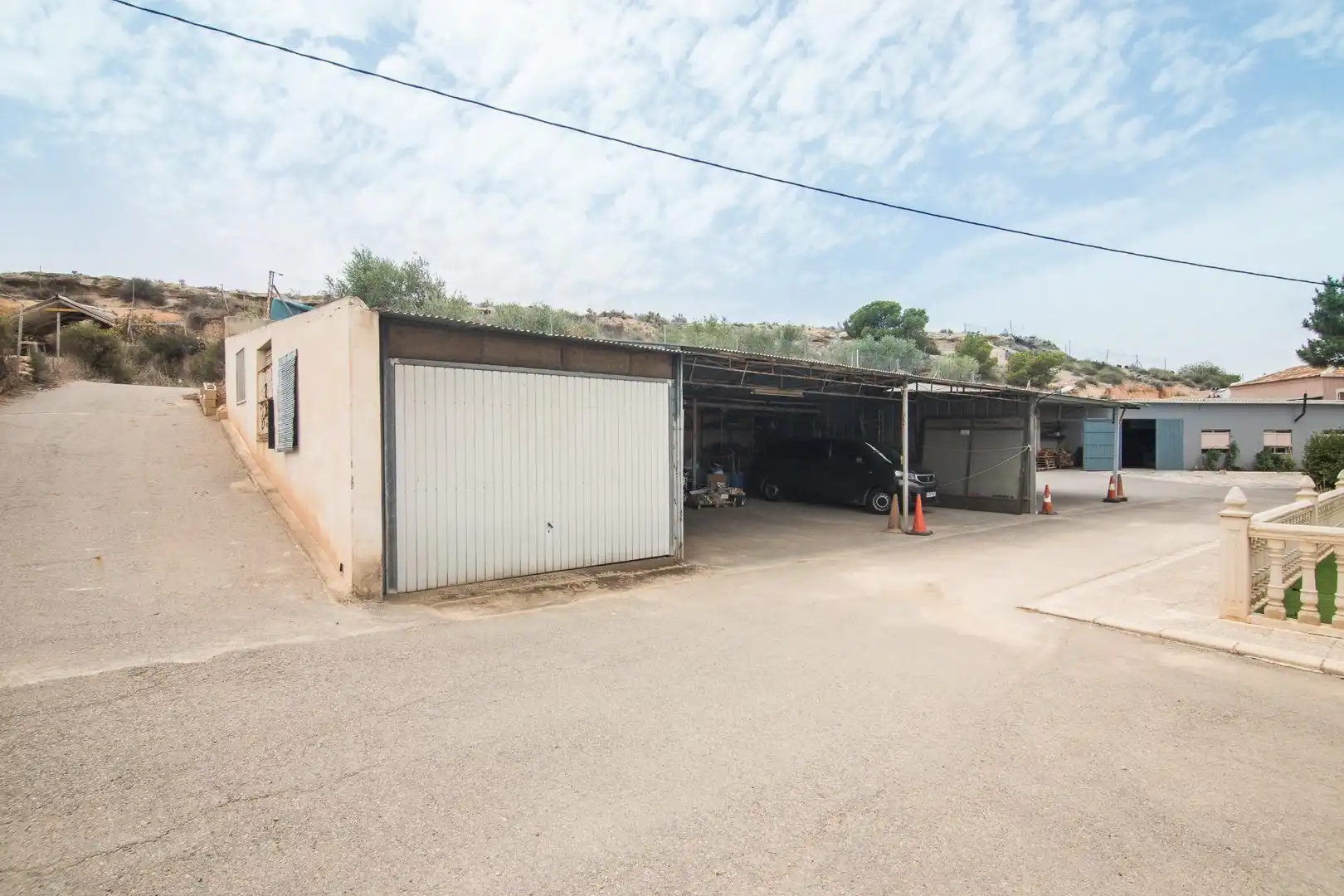Parkplatz von Haus oder Chalet zum Verkauf in Elche / Elx mit Klimaanlage, Privatgarten und Terrasse