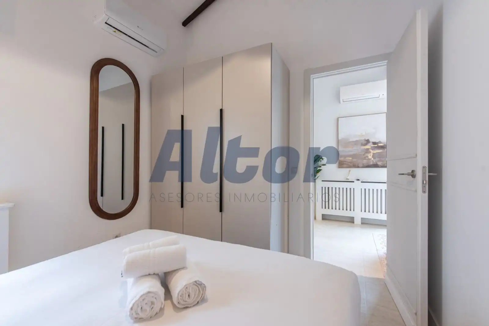 Attic for sale in GENERAL PERÓN, Cuatro Caminos - Azca