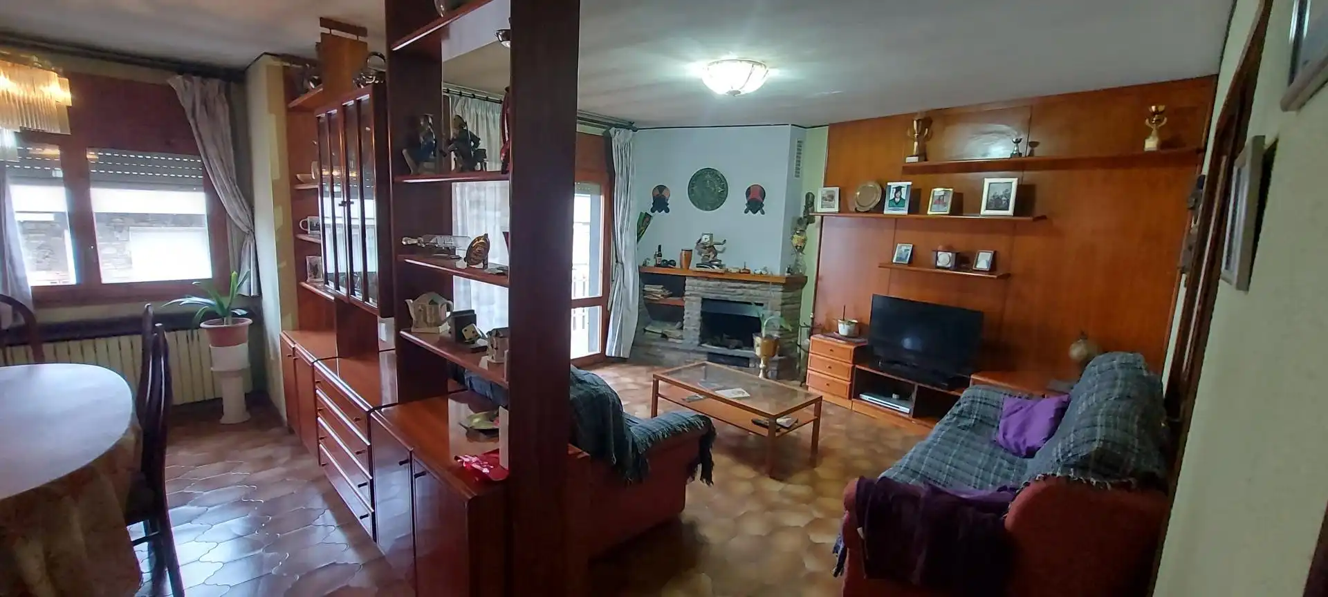 Sala de estar de Dúplex en venta en La Seu d'Urgell con Calefacción