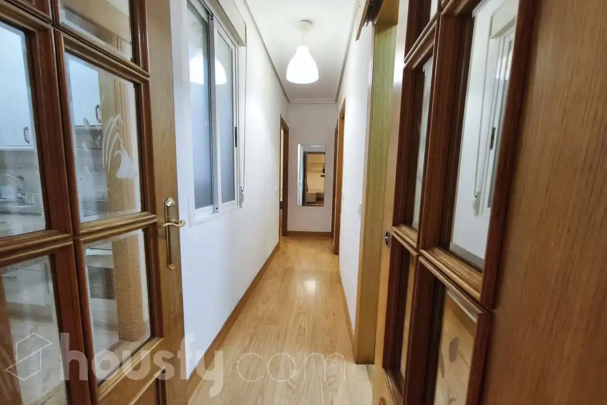 Piso de alquiler en Madrid con Calefacción y Amueblado