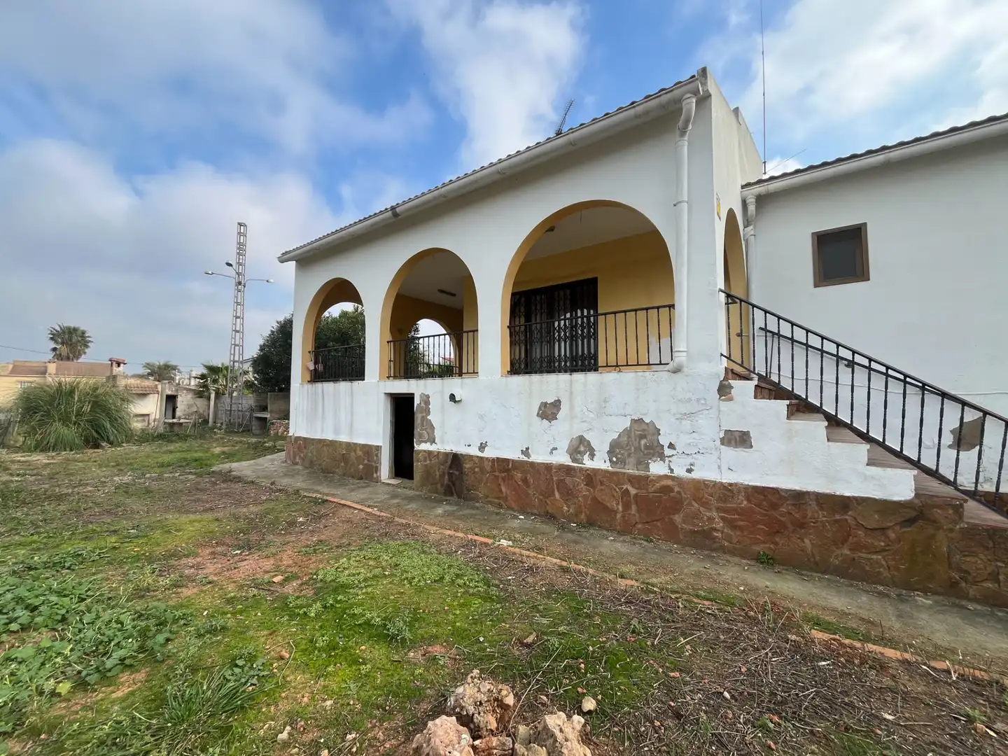 Vista exterior de Casa o chalet en venta en Sagunto / Sagunt con Jardín privado, Terraza y Trastero