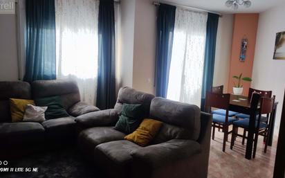 Flat for sale in CL SANTIAGO RAMON Y CAJAL 
 Es:A Pl: Pt:
 SALT (, Centre