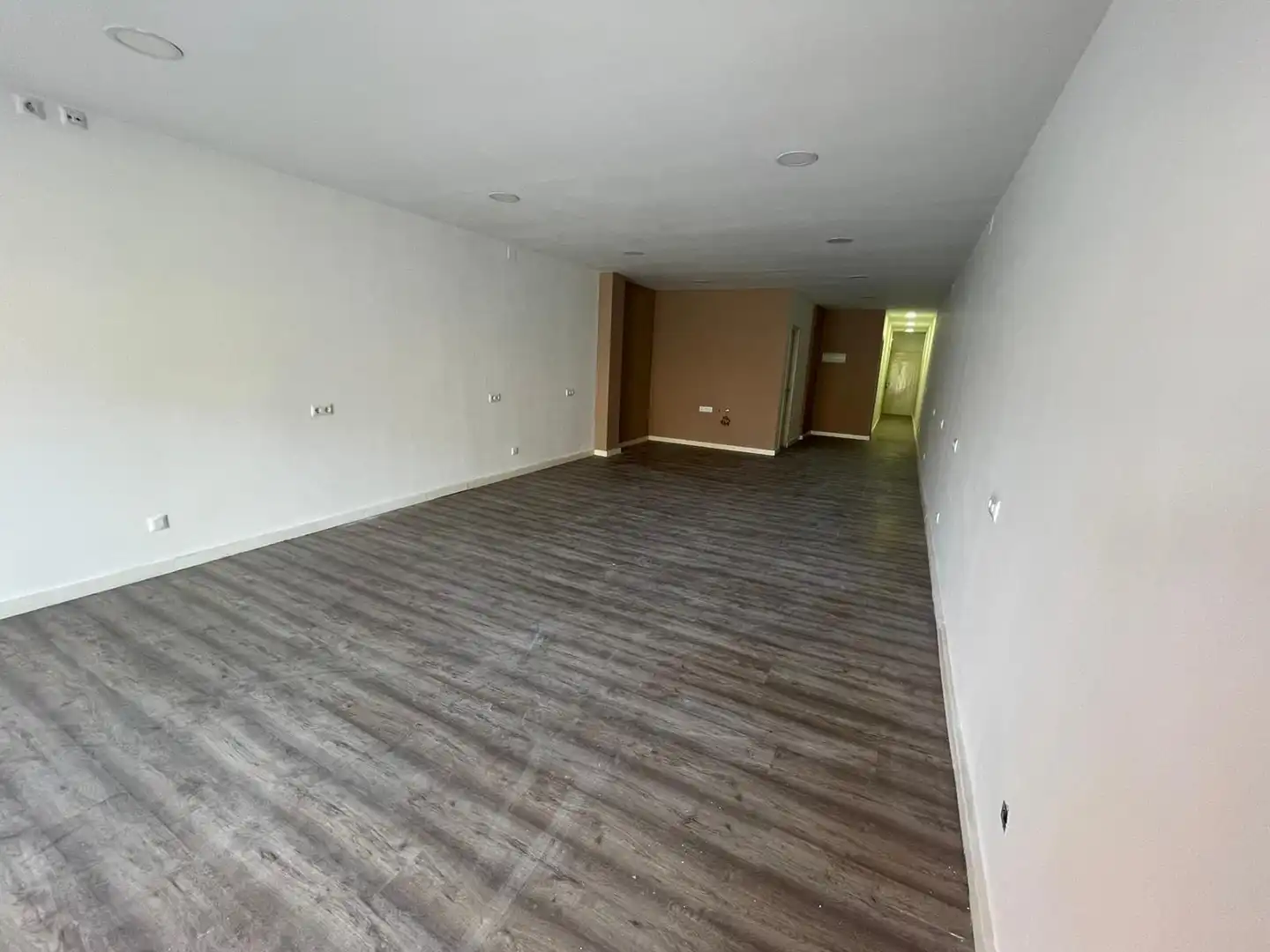 Business premises for sale in Tordera pueblo, imagen 2